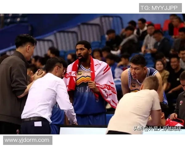 深圳队与南京同曦的激烈对决谁能在赛场上笑到最后